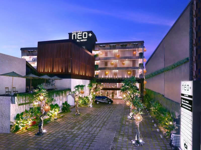 Hotel Neo+ Kuta Legian By Aston Exterior photo